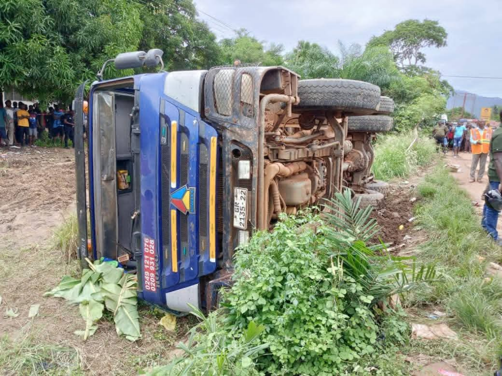 Two die in tipper truck accident at Senchi