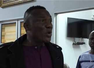 ‘I’m sick and tired of this country’ – Ghanaians in South Africa pour out frustrations at meeting with Foreign Affairs minister