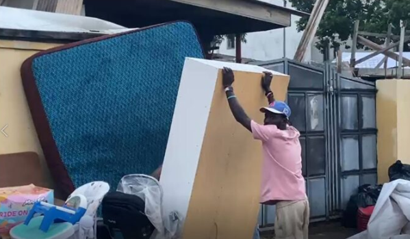 Dilapidated Osu building: Tenants pack up ahead of demolitio
