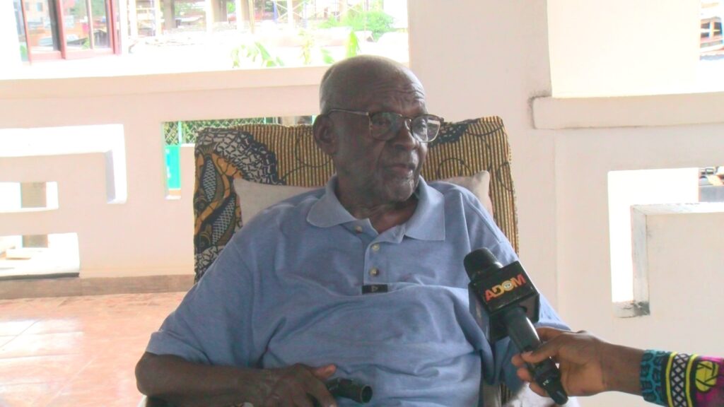 98-year-old man appeals for help after heavy rains destroy home