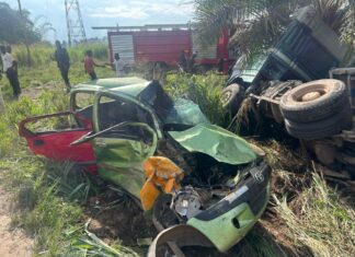 Several injured after truck crashes into fuel tanker and taxi at Konongo Lady Diana