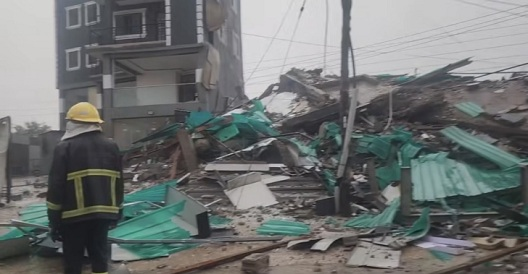 Avenor building used substandard concrete, barely six years 