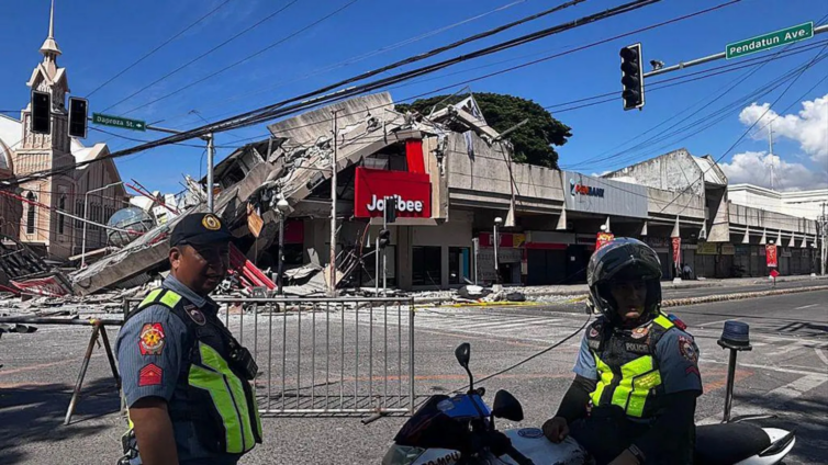 At least 19 dead after major earthquake strikes southern Phi