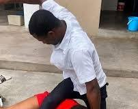 Over 20 people reportedly stormed the hostel to attack Nyinahin Catholic SHS teacher after incident with student