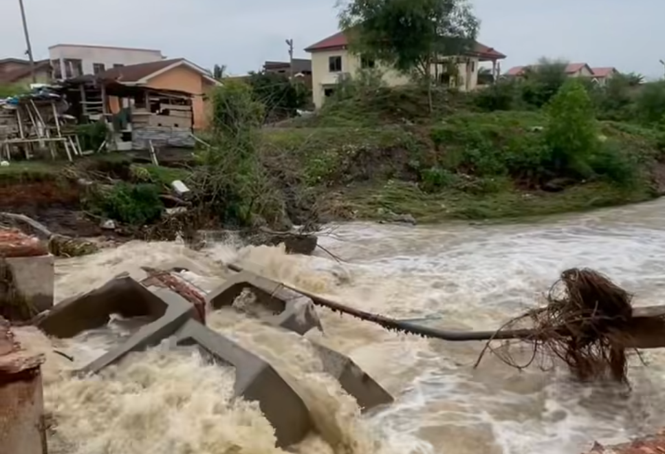 Two bridges collapse at Ashaiman after heavy rains, roads closed