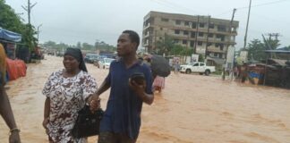 Cape Coast: Toddler confirmed dead, 2 injured as rain induced mudslide destroys homes