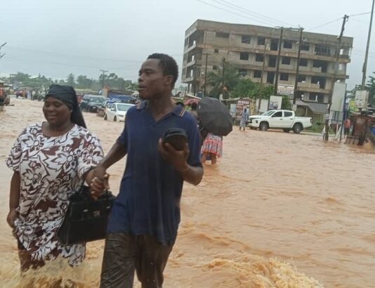 Cape Coast: Toddler confirmed dead, 2 injured as rain induced mudslide destroys homes