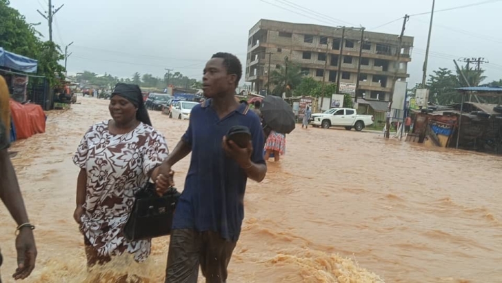 Cape Coast Assembly announces demolition of waterway structures amidst deadly floods - Adomonline