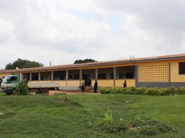 Goaso residents criticise Health Minister for skipping municipal hospital during Ahafo visit