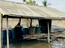 Volta floods: More than 30 houses collapse, scores displaced in Keta