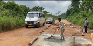 Teacher patches potholes for 16 years to prevent road crashes
