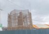 Self-proclaimed man of God vandalises part of Otumfuo’s statue at Kejetia Roundabout