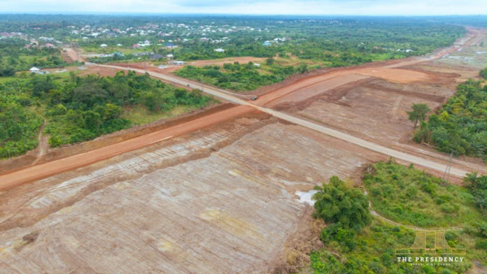 Mahama: Accra-Kumasi Expressway design makes provision for future railway line