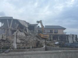 48 Engineer Regiment demolishes illegal structures at Laboma to clear flood-prone areas