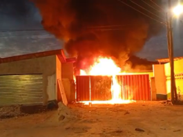 Mattress showroom at Sokoban-Ampayoo destroyed by fire